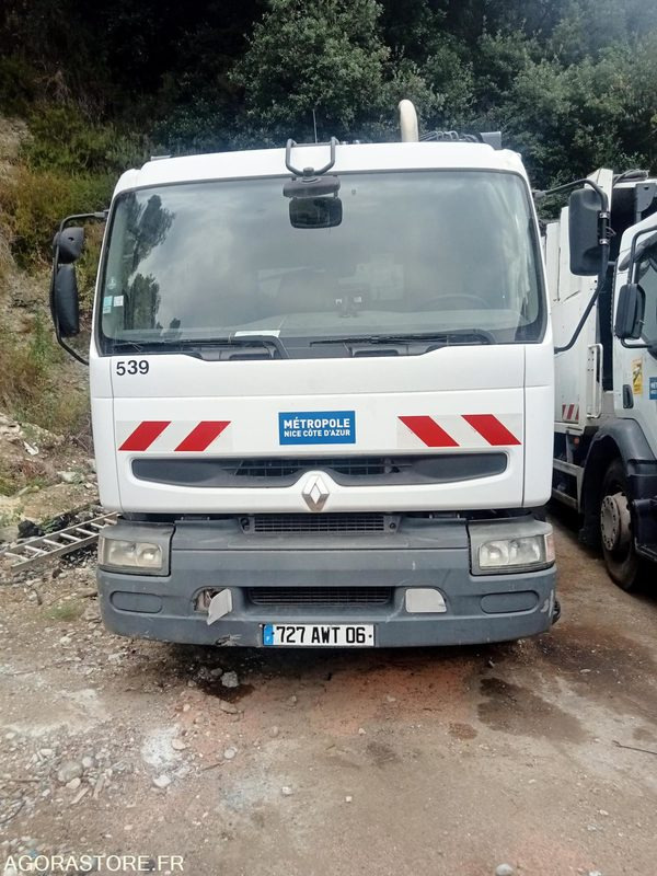 Renault Véhicule Industriel - Premium 270 - Refuse truck: picture 2 Renault Véhicule Industriel - Premium 270 - Refuse truck: picture 2