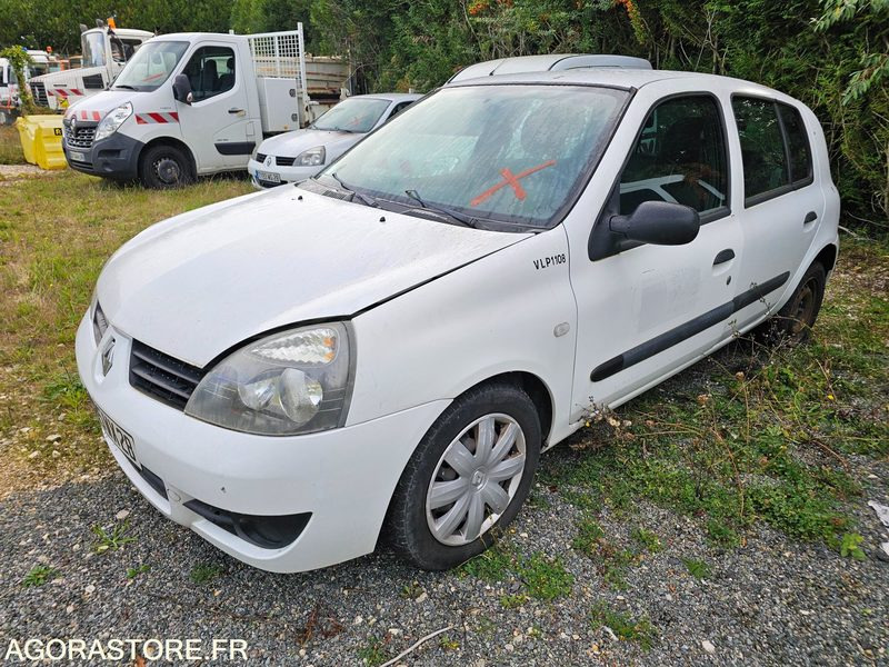 Renault clio - 2008 - 189212km - 2985WX28 - Car: picture 1 Renault clio - 2008 - 189212km - 2985WX28 - Car: picture 1