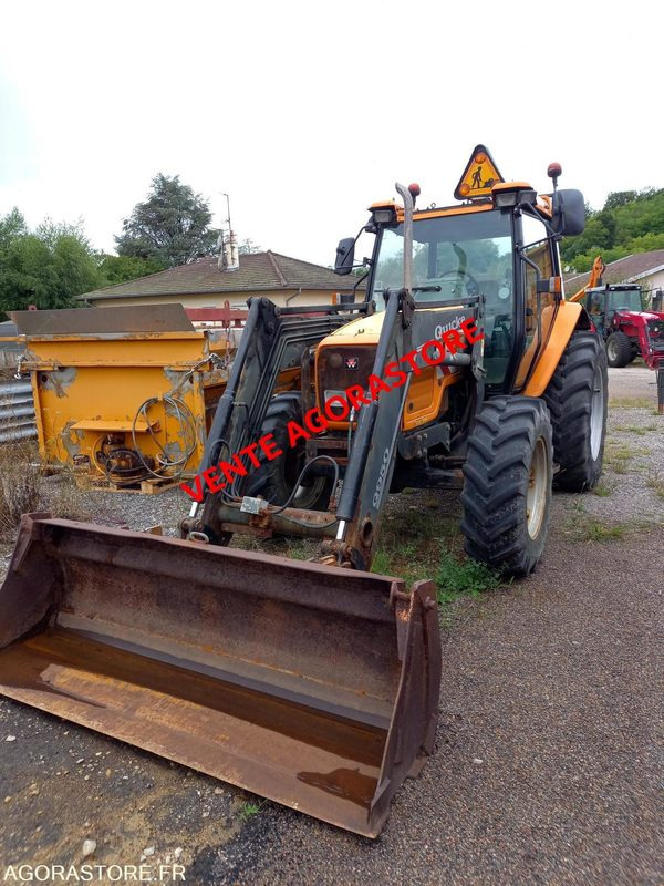 TRACTEUR MASSEY FERGUSON 6245  4X4 - Farm tractor: picture 1 TRACTEUR MASSEY FERGUSON 6245  4X4 - Farm tractor: picture 1