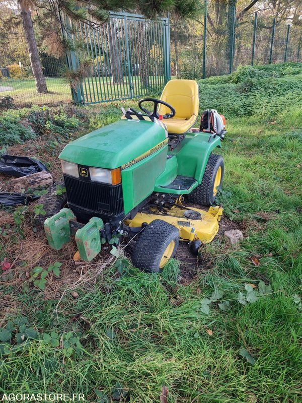 TRACTEUR TONDEUSE JOHN DEERE 455 - Lawn mower: picture 3 TRACTEUR TONDEUSE JOHN DEERE 455 - Lawn mower: picture 3