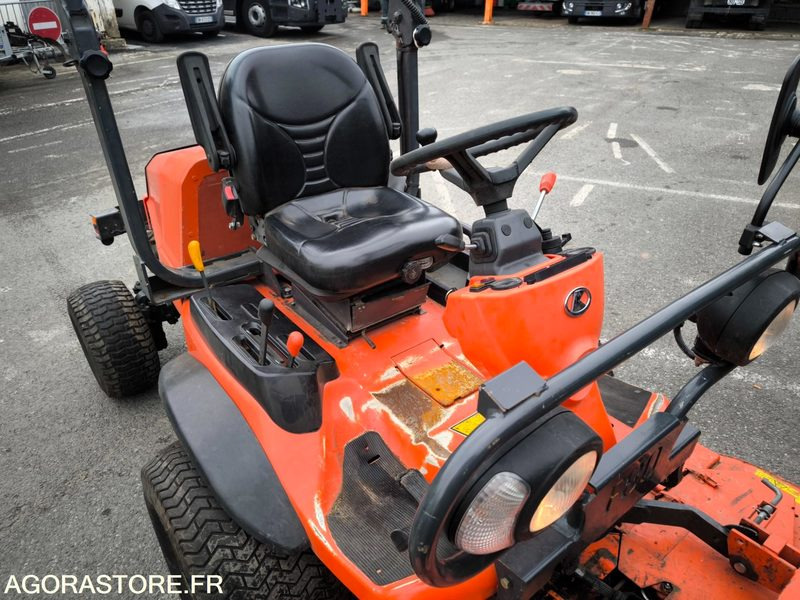 Tondeuse KUBOTA F3680 3688 heures 2013 - Lawn mower: picture 2 Tondeuse KUBOTA F3680 3688 heures 2013 - Lawn mower: picture 2