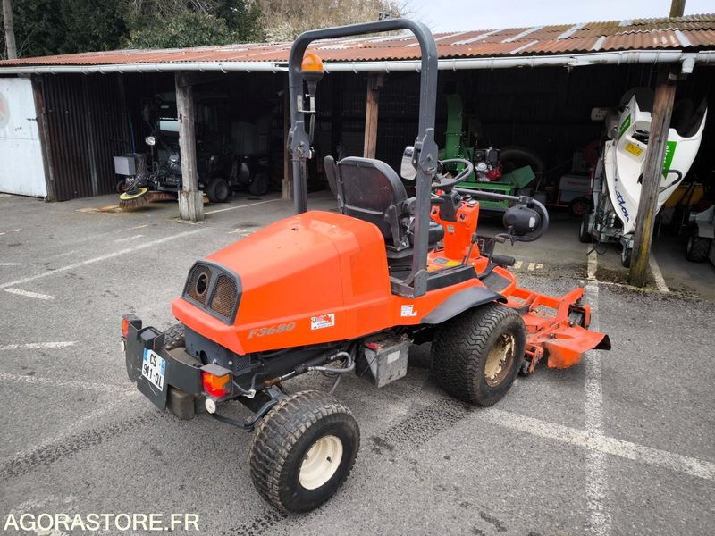 Tondeuse KUBOTA F3680 3688 heures 2013 - Lawn mower: picture 1 Tondeuse KUBOTA F3680 3688 heures 2013 - Lawn mower: picture 1