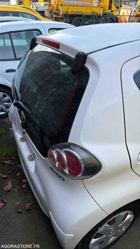 Toyota Aygo - 2009 - 81227kms - FX-147-PK - Car: picture 2 Toyota Aygo - 2009 - 81227kms - FX-147-PK - Car: picture 2