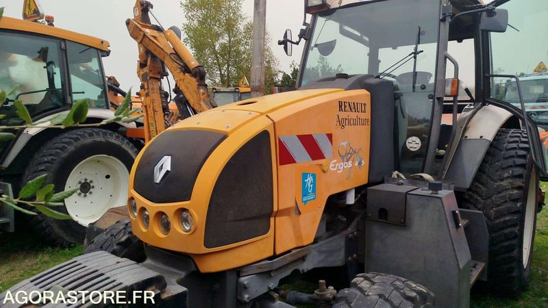 Tracteur RENAULT ERGOS 446 - 2009 - 17145h - 799CKY31 - Farm tractor: picture 2 Tracteur RENAULT ERGOS 446 - 2009 - 17145h - 799CKY31 - Farm tractor: picture 2