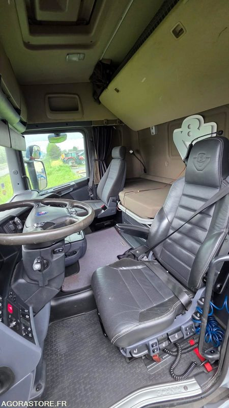 CAMION TRACTEUR 6X4 SCANIA R730 V8 2014 440 000 KM PTRA 150T - Tractor unit: picture 4 CAMION TRACTEUR 6X4 SCANIA R730 V8 2014 440 000 KM PTRA 150T - Tractor unit: picture 4