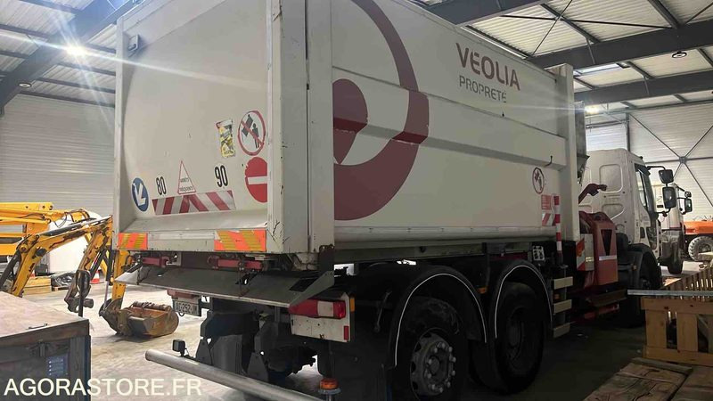 RENAULT 29CHB1 PREMIUM - 2009 - 310214 KM - AC-252-JM - Tractor unit: picture 2 RENAULT 29CHB1 PREMIUM - 2009 - 310214 KM - AC-252-JM - Tractor unit: picture 2