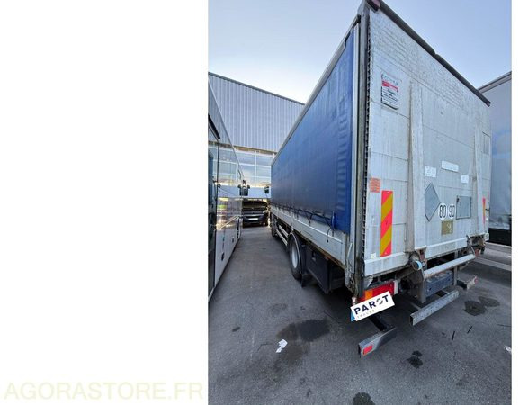 RENAULT 320 DCI - 2006 - 549 396km - Tractor unit: picture 3 RENAULT 320 DCI - 2006 - 549 396km - Tractor unit: picture 3