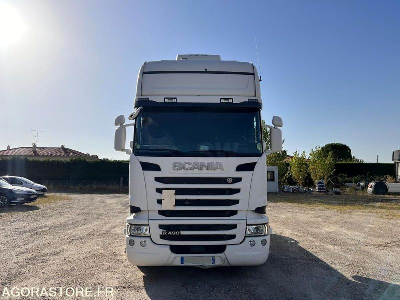 SCANIA R490 - 2017 - 975 000 KM - Tractor unit: picture 2 SCANIA R490 - 2017 - 975 000 KM - Tractor unit: picture 2