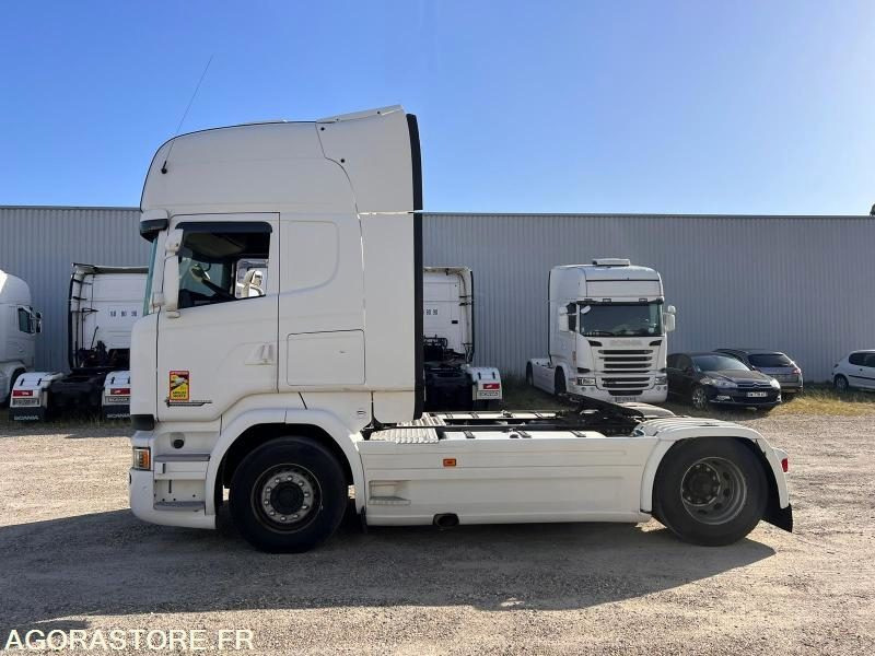 SCANIA R490 - 2017 - 975 000 KM - Tractor unit: picture 4 SCANIA R490 - 2017 - 975 000 KM - Tractor unit: picture 4