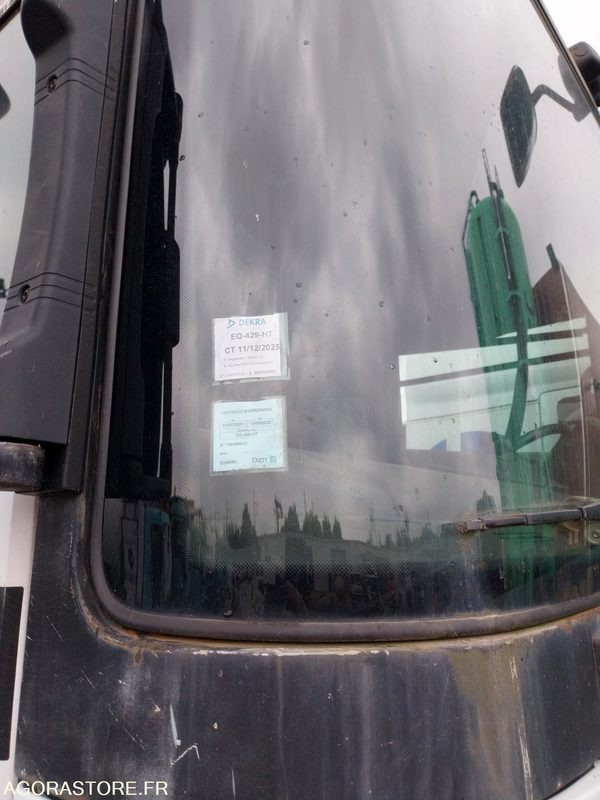 TRACTEUR RENAULT AE390 ADR POMPE 1998 821393KM ROULANT - Tractor unit: picture 4 TRACTEUR RENAULT AE390 ADR POMPE 1998 821393KM ROULANT - Tractor unit: picture 4