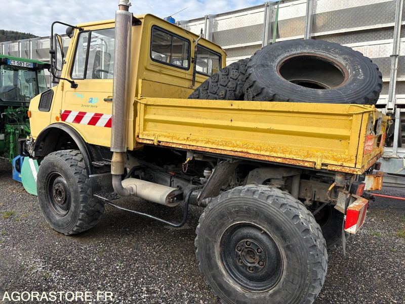 CAMION MERCEDES UNIMOG 1200 - Truck: picture 4 CAMION MERCEDES UNIMOG 1200 - Truck: picture 4