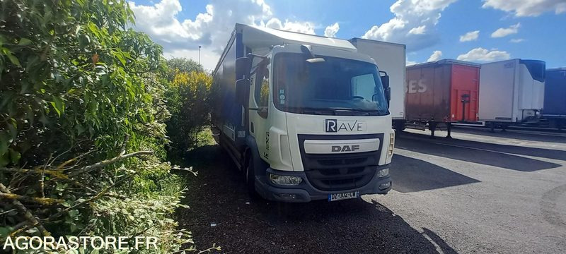 DAF LF210 12T BACHE - 2016 - 443069 kms (2426) - Truck: picture 2 DAF LF210 12T BACHE - 2016 - 443069 kms (2426) - Truck: picture 2