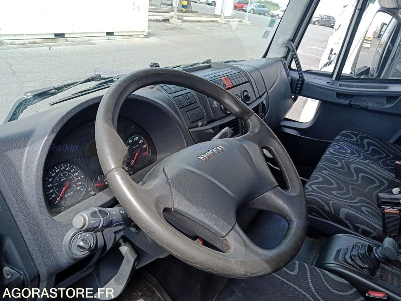 IVECO EUROCARGO 120E21 EURO6 DM-356-KJ / 329078 kms / 2014 - Truck: picture 4 IVECO EUROCARGO 120E21 EURO6 DM-356-KJ / 329078 kms / 2014 - Truck: picture 4