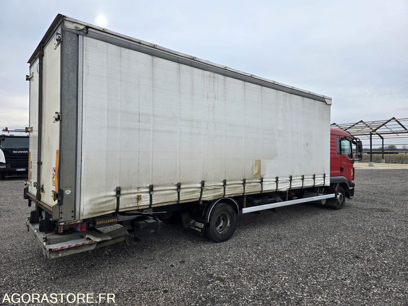 MAN TGL 12.250 - 2012 - 697000km - Camion Ridelles Coulissantes - Truck: picture 3 MAN TGL 12.250 - 2012 - 697000km - Camion Ridelles Coulissantes - Truck: picture 3