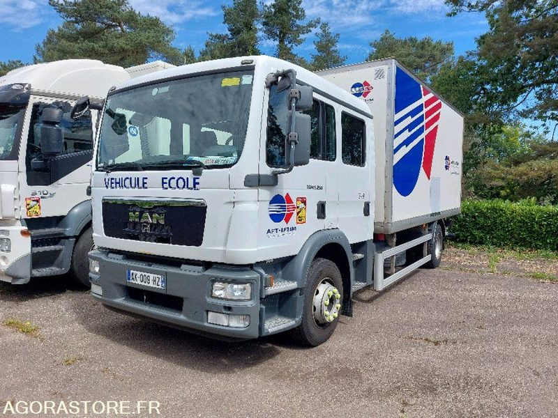 PORTEUR ROUTIER - MAN TGM-250 - ex Véhicule Ecole - Parc 3799 - Truck: picture 1 PORTEUR ROUTIER - MAN TGM-250 - ex Véhicule Ecole - Parc 3799 - Truck: picture 1