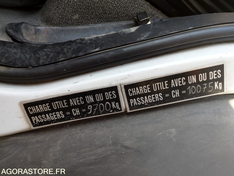 Porteur PREMIUM 270 DXI - 2012 - 299000 kms (D146/BZ-955-WL) - Truck: picture 3 Porteur PREMIUM 270 DXI - 2012 - 299000 kms (D146/BZ-955-WL) - Truck: picture 3
