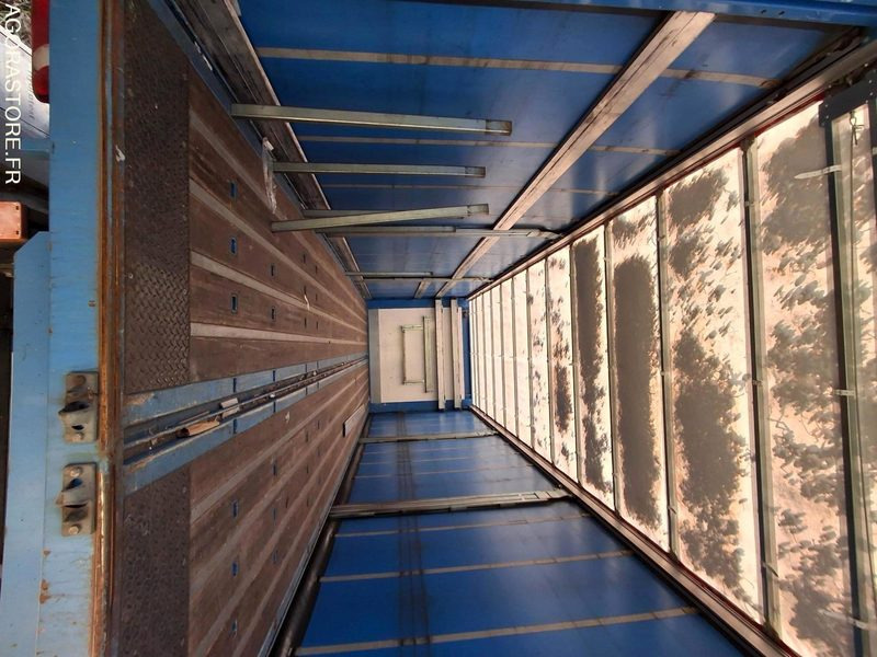 Truck RENAULT - D12 MED 250 DTI8 BACHE - 2019 / 410293 KM (2637): picture 6 Truck RENAULT - D12 MED 250 DTI8 BACHE - 2019 / 410293 KM (2637): picture 6