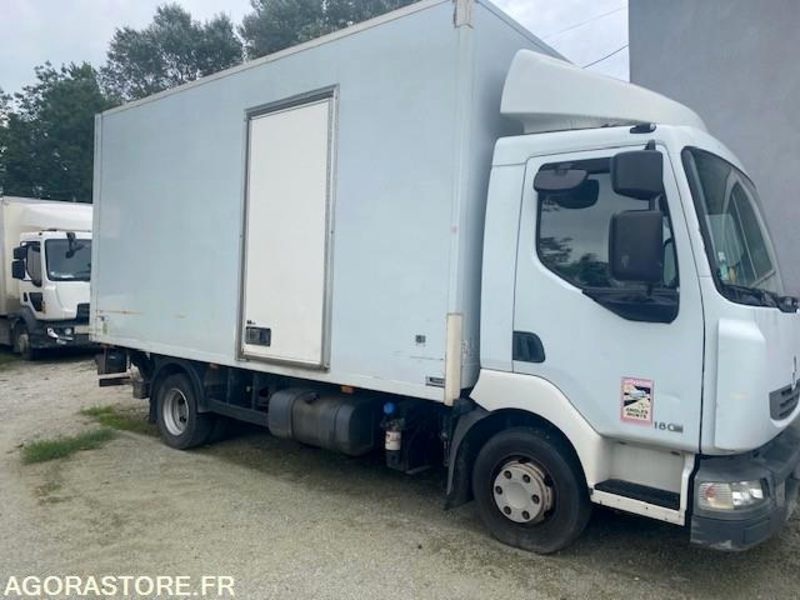 RENAULT MIDLUM 180 DXIFOURGON HAYON 260000 KM - Truck: picture 2 RENAULT MIDLUM 180 DXIFOURGON HAYON 260000 KM - Truck: picture 2