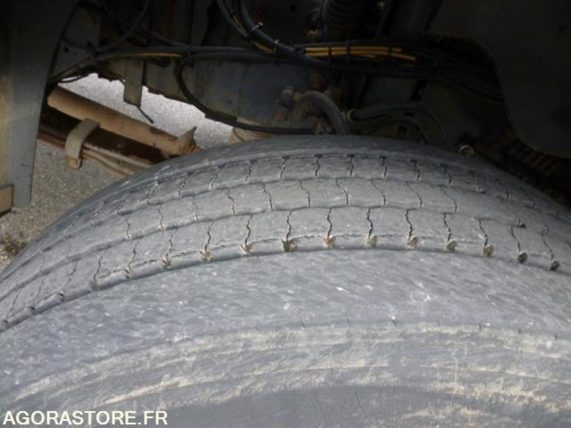 Truck Renault Kerax 6x4 370DCI bras de dépose Marrel 16000kgs 521550 kms 2003: picture 13
