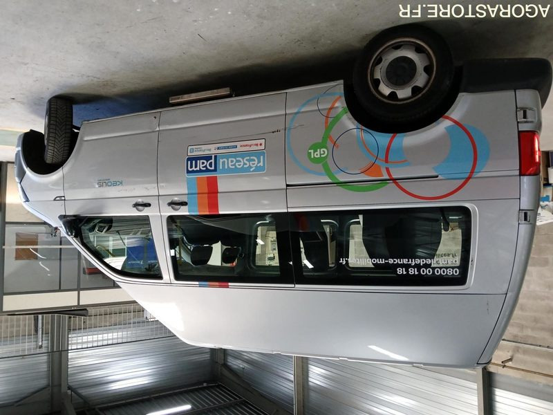 VOLSWAGEN TRANSPORTER TPMR N°170013 - Minibus, People carrier: picture 2 VOLSWAGEN TRANSPORTER TPMR N°170013 - Minibus, People carrier: picture 2