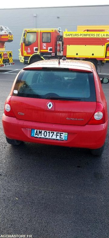 Renault clio 1.5 dci  (roulante) - Car: picture 4 Renault clio 1.5 dci  (roulante) - Car: picture 4