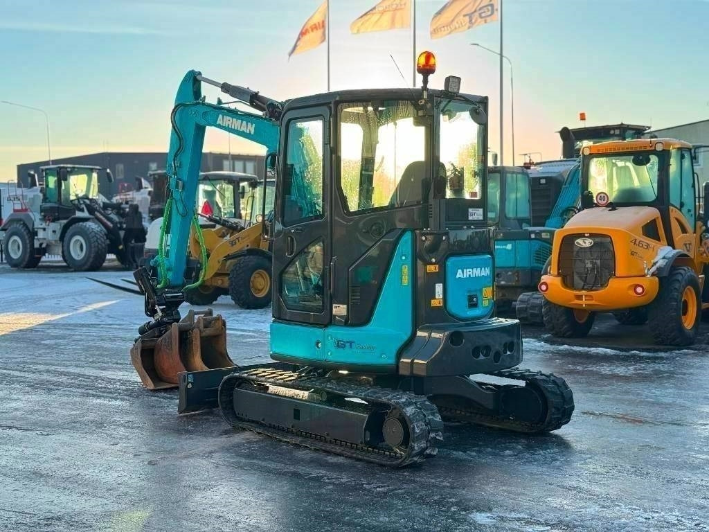 Airman AX 38 U-6 A - Mini excavator: picture 4 Airman AX 38 U-6 A - Mini excavator: picture 4