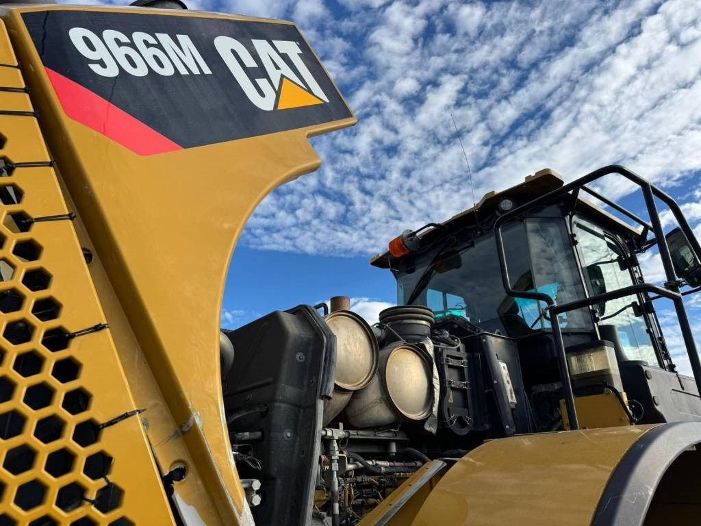CAT 966M - Wheel loader: picture 3 CAT 966M - Wheel loader: picture 3