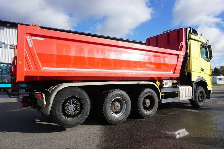 Mercedes-Benz Arocs  - Tipper: picture 5 Mercedes-Benz Arocs  - Tipper: picture 5