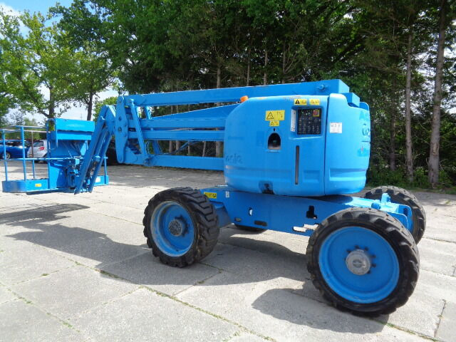 Genie Z45/25 - Articulated boom lift: picture 1 Genie Z45/25 - Articulated boom lift: picture 1