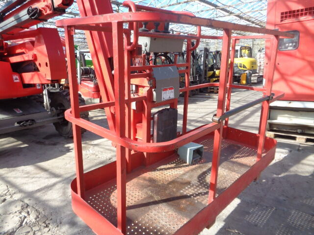 Haulotte HA16PX 4WD - Articulated boom lift: picture 3 Haulotte HA16PX 4WD - Articulated boom lift: picture 3