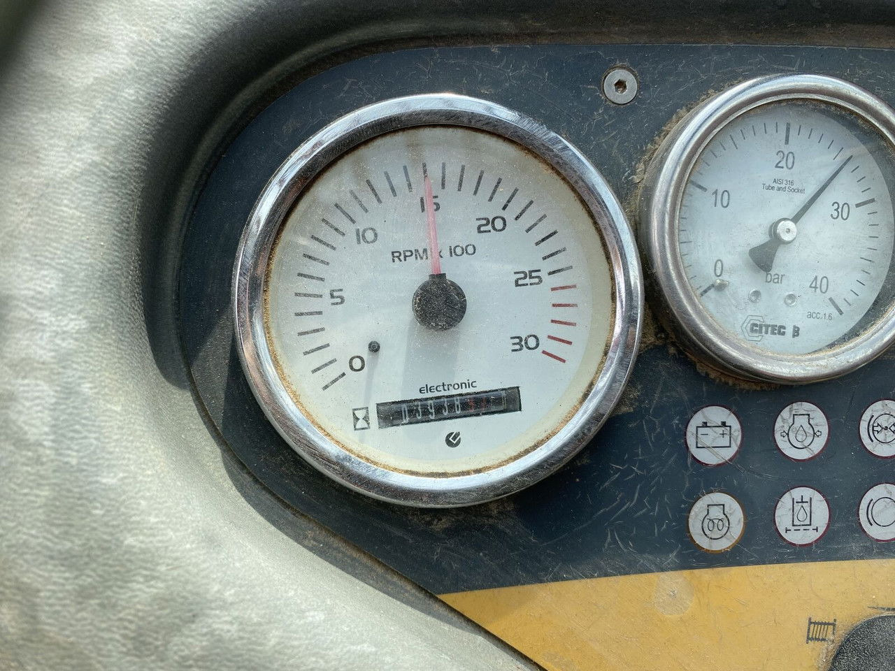 Haulotte HTL 4017 - Telescopic handler: picture 4 Haulotte HTL 4017 - Telescopic handler: picture 4