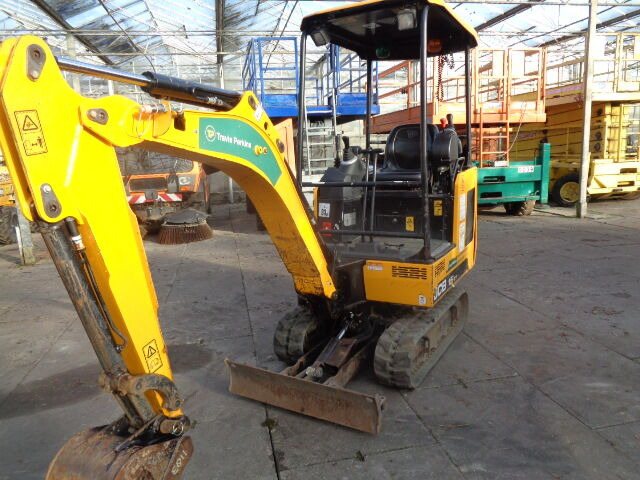 Mini excavator JCB 15C: picture 11