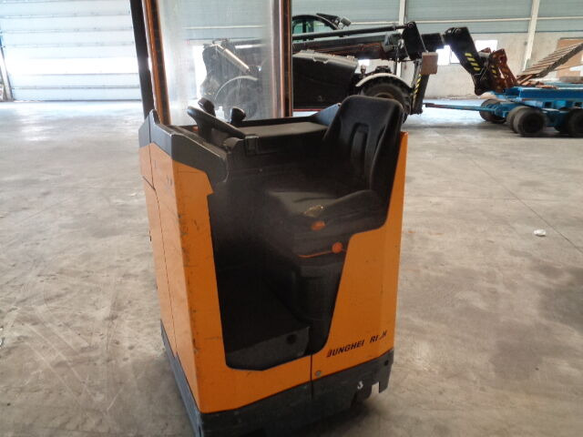 Jungheinrich ESC 216 - Reach truck: picture 4 Jungheinrich ESC 216 - Reach truck: picture 4