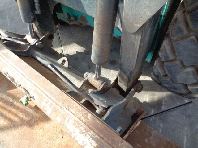 Skid steer loader Kato AS25: picture 6