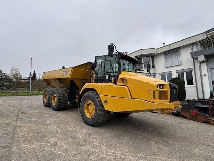 CAT 730 - Articulated dump truck: picture 2 CAT 730 - Articulated dump truck: picture 2