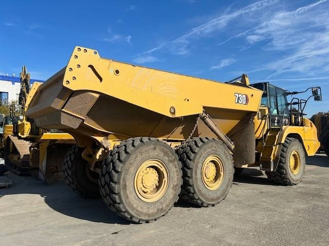 CAT 730 - Articulated dump truck: picture 2 CAT 730 - Articulated dump truck: picture 2