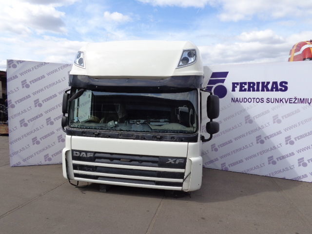 DAF space and super space cabs for sale, big stock "WORLDWIDE DELIVE - Cab and interior for Truck: picture 3 DAF space and super space cabs for sale, big stock "WORLDWIDE DELIVE - Cab and interior for Truck: picture 3