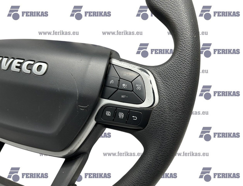 Iveco S-WAY - Steering wheel for Truck: picture 3 Iveco S-WAY - Steering wheel for Truck: picture 3