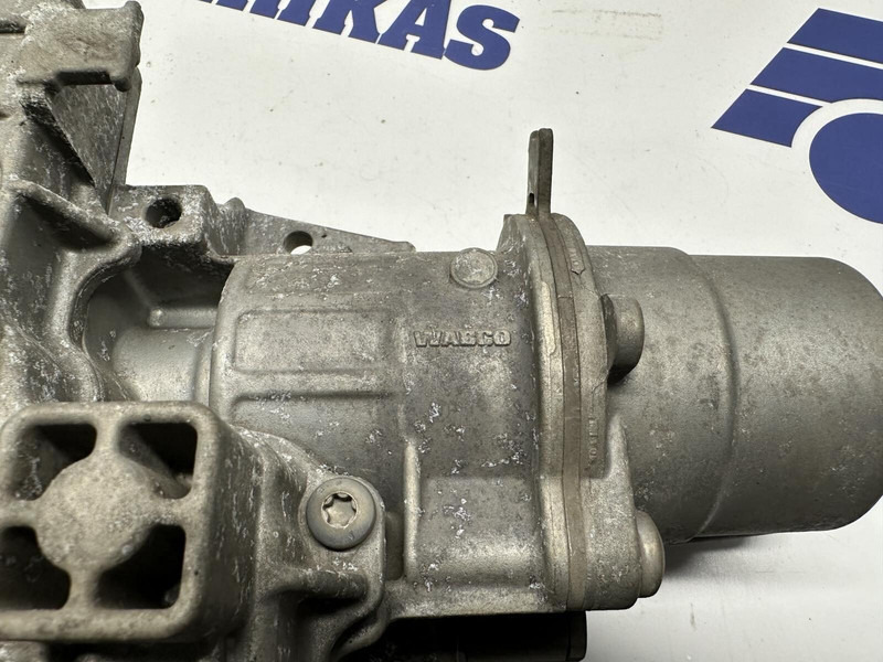 Mercedes-Benz WABCO transmission shifting cylinder - Gearbox for Truck: picture 5 Mercedes-Benz WABCO transmission shifting cylinder - Gearbox for Truck: picture 5