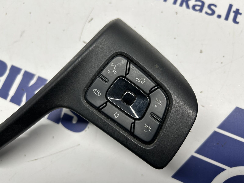 Mercedes-Benz steering wheel buttons - Bumper for Truck: picture 5 Mercedes-Benz steering wheel buttons - Bumper for Truck: picture 5