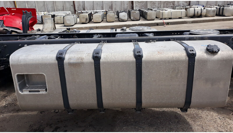 Scania R - Fuel tank for Truck: picture 3 Scania R - Fuel tank for Truck: picture 3