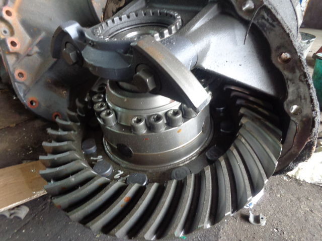 Scania R - Differential gear for Truck: picture 1 Scania R - Differential gear for Truck: picture 1