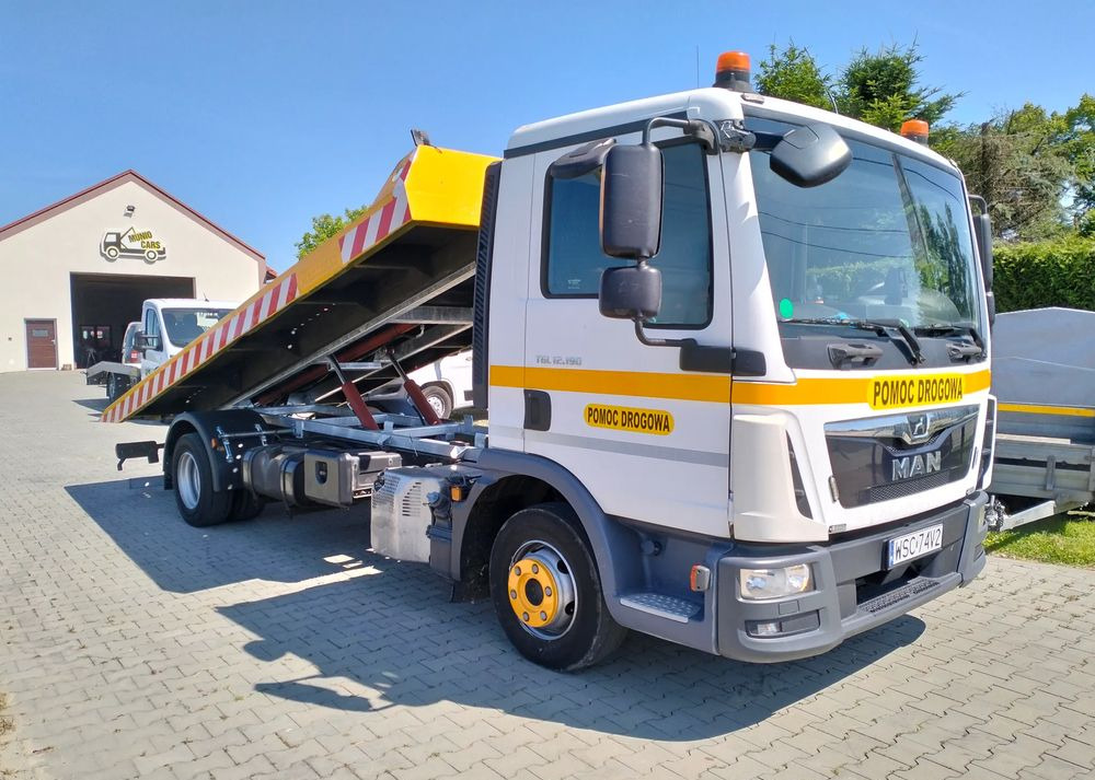 MAN TGL 12 190 Pomoc drogowa, abshlepp laweta holownik - Tow truck: picture 1 MAN TGL 12 190 Pomoc drogowa, abshlepp laweta holownik - Tow truck: picture 1