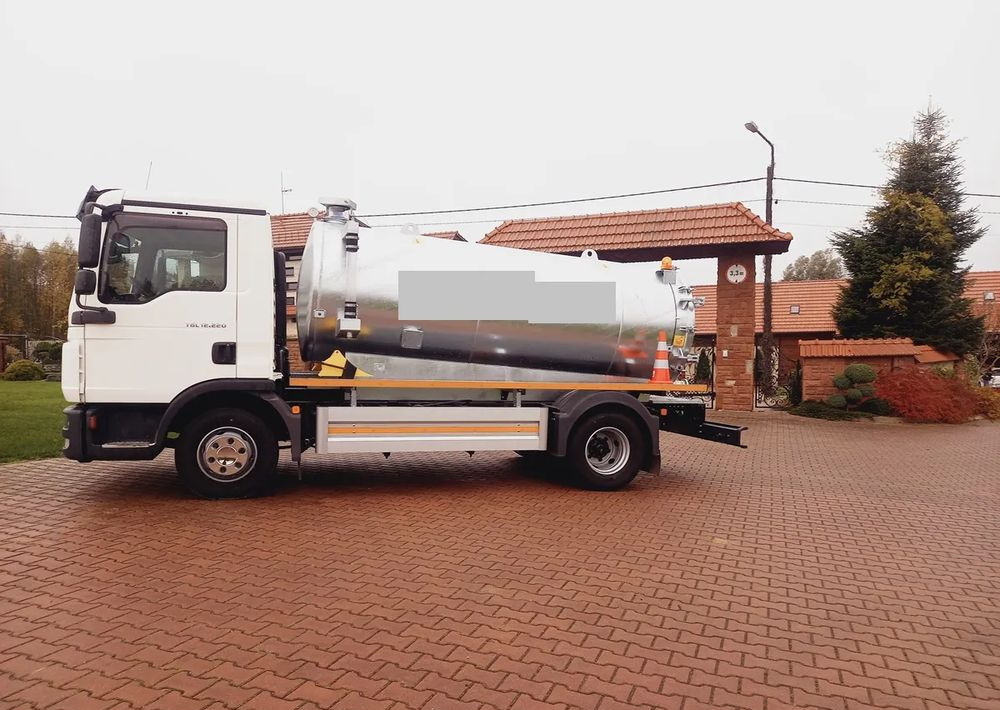 MAN TGL 12 220 !! EURO 5 !!! - Tanker truck: picture 4 MAN TGL 12 220 !! EURO 5 !!! - Tanker truck: picture 4