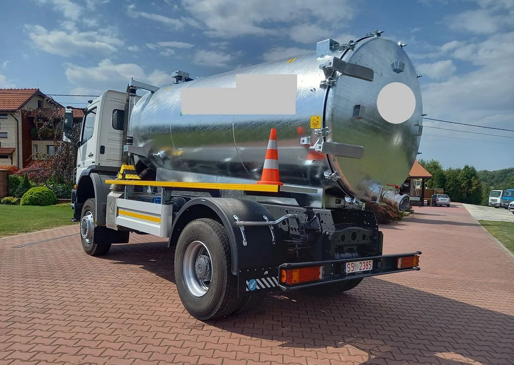 Mercedes-Benz AXOR 1829 4X4 4 WD ALLOARD - Tanker truck: picture 5 Mercedes-Benz AXOR 1829 4X4 4 WD ALLOARD - Tanker truck: picture 5
