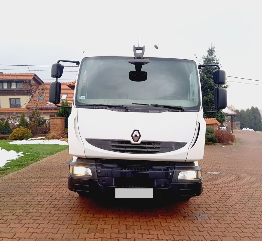 Renault MIDLUM 220 DXI EURO 5 ASENIZACJA 7000 LITRÓW ASENIZACYJNY BECZKA - Tanker truck: picture 4 Renault MIDLUM 220 DXI EURO 5 ASENIZACJA 7000 LITRÓW ASENIZACYJNY BECZKA - Tanker truck: picture 4