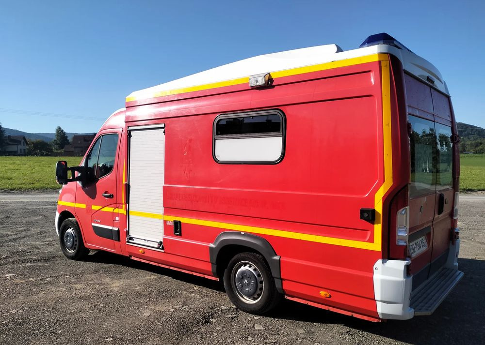 Renault Master III 2.3 ambulans karetka kontener straż pogotowie - Ambulance: picture 3 Renault Master III 2.3 ambulans karetka kontener straż pogotowie - Ambulance: picture 3