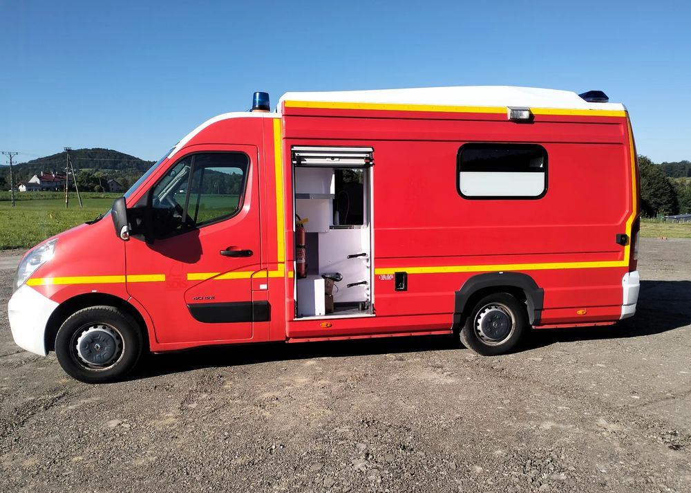 Renault Master III 2.3 ambulans karetka kontener straż pogotowie - Ambulance: picture 4 Renault Master III 2.3 ambulans karetka kontener straż pogotowie - Ambulance: picture 4