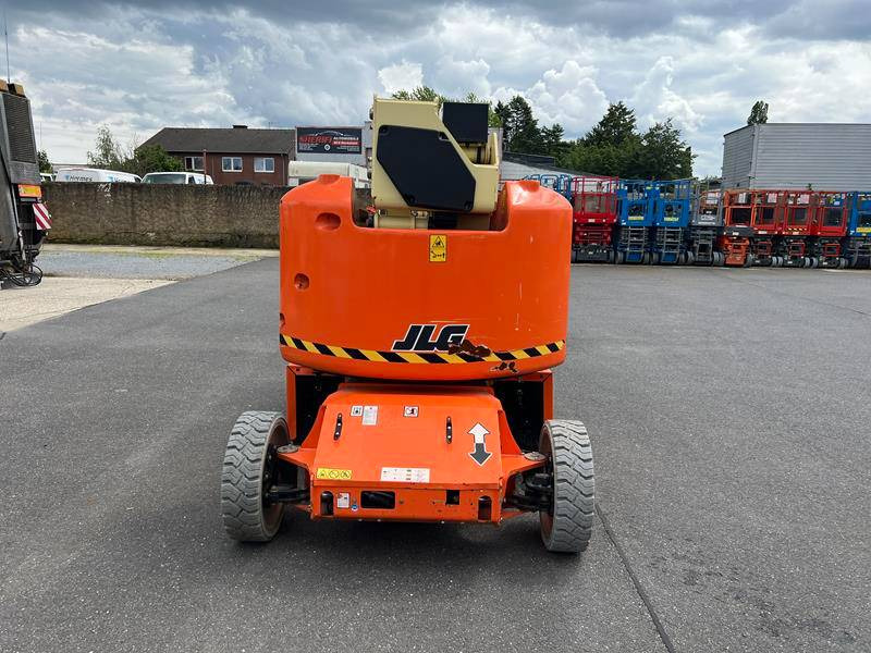 JLG E400AJPN elektro 14m (1779) - Articulated boom lift: picture 4 JLG E400AJPN elektro 14m (1779) - Articulated boom lift: picture 4