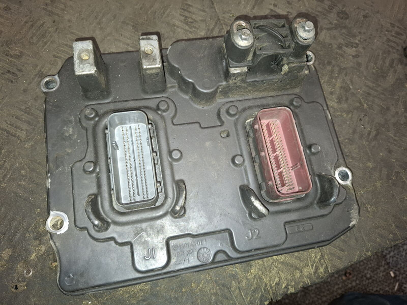 Cummins P 5317106 CM2350 ECM PCM - ECU: picture 1 Cummins P 5317106 CM2350 ECM PCM - ECU: picture 1